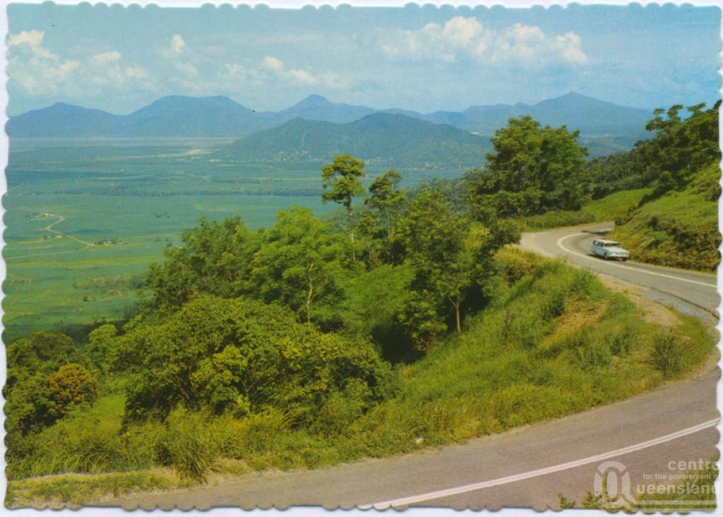 Redlynch Queensland Places