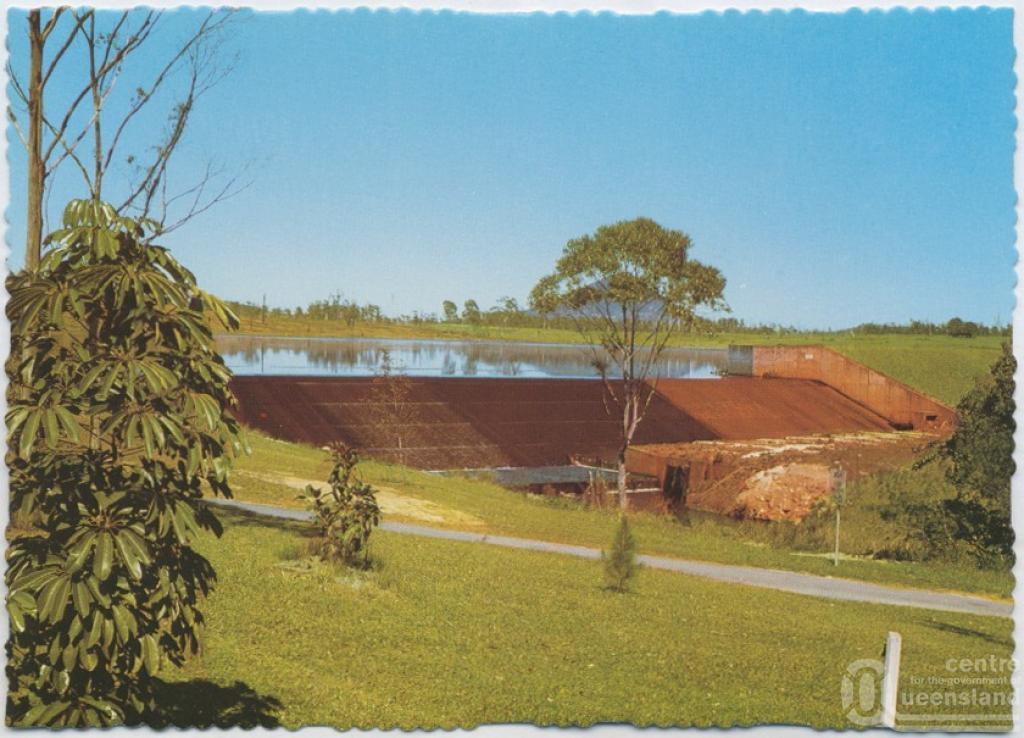 Six Mile Creek Dam, supplying water for the Noosa Shire, and popular