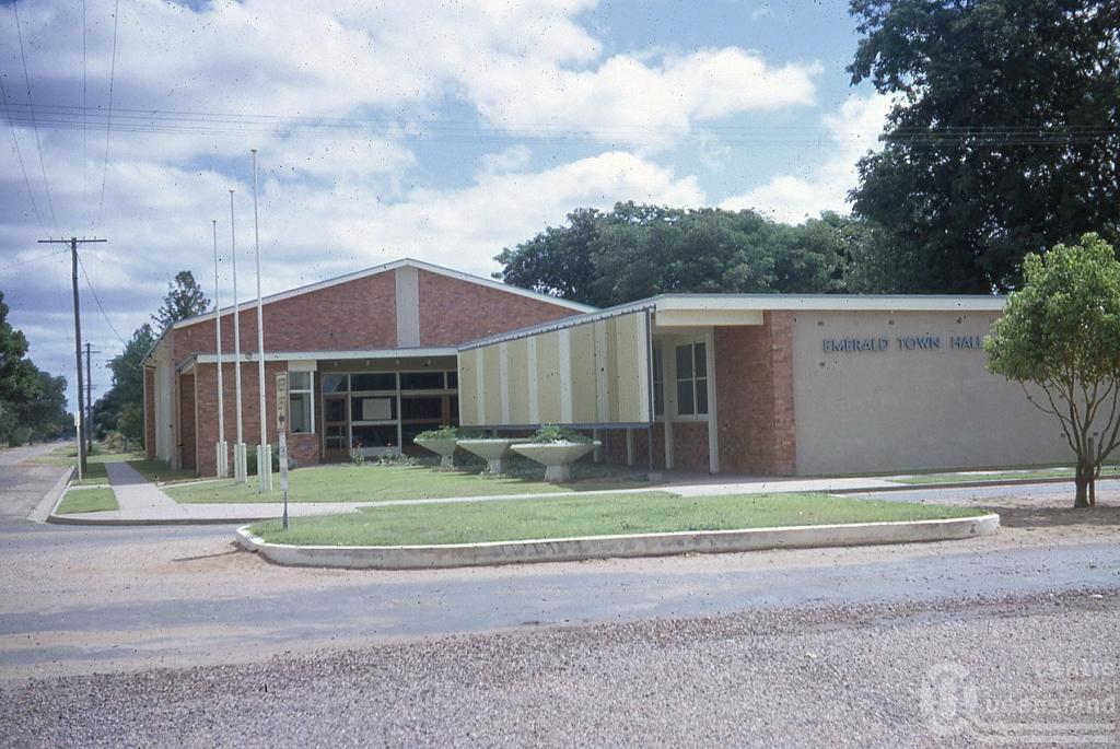 Emerald Town Hall Queensland Places